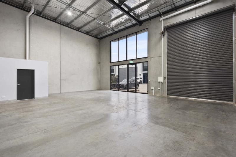 Click to view all images Whole of Property/Unit 14, 3 Dyson Court Breakwater VIC 3219 - Image 3