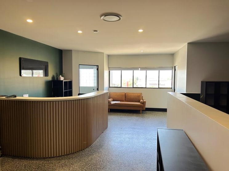 Click to view all images 5/529 Pittwater Road Brookvale NSW 2100 - Image 1