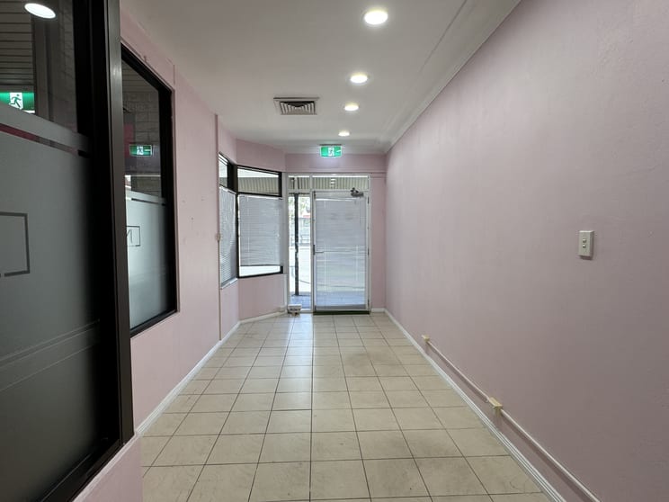 6/10 Ingleburn Road Ingleburn NSW 2565 - Image 3