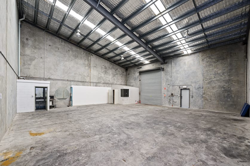 Click to view all images 3/10-12 Nuban Street Currumbin Waters QLD 4223 - Image 2