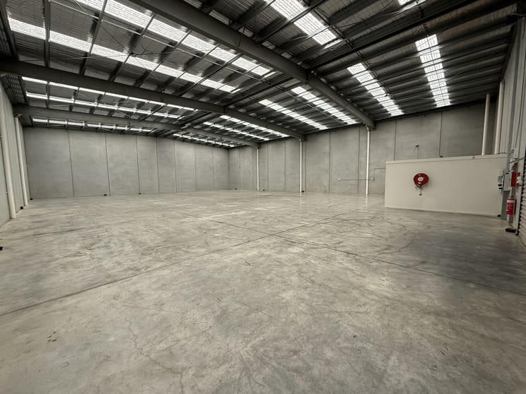 Click to view all images 4 Access Way Carrum Downs VIC 3201 - Image 3