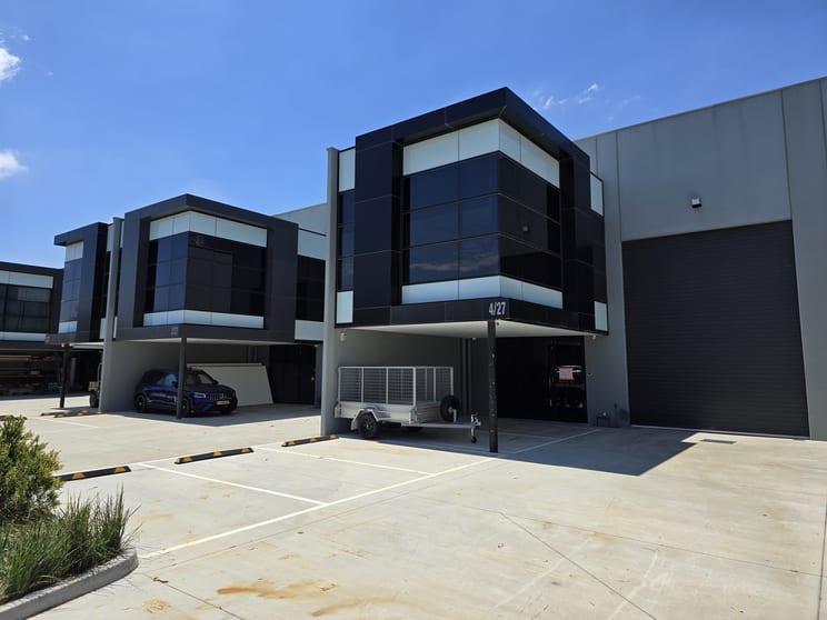 Click to view all images 4/27 Industrial Circuit Cranbourne West VIC 3977 - Image 1