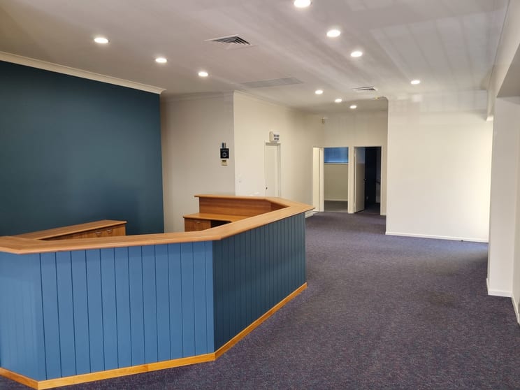 Click to view all images 41 Bombala Terrace Caloundra QLD 4551 - Image 3