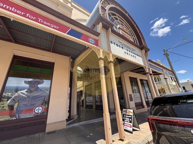Click to view all images 3/76 Mosman Street Charters Towers City QLD 4820 - Image 2