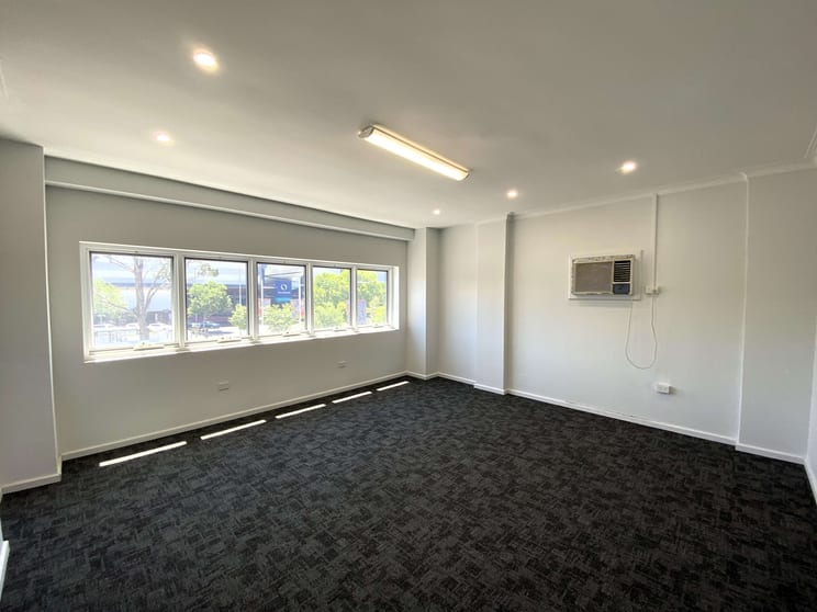 Click to view all images 3/219 Merrylands Road Merrylands NSW 2160 - Image 2