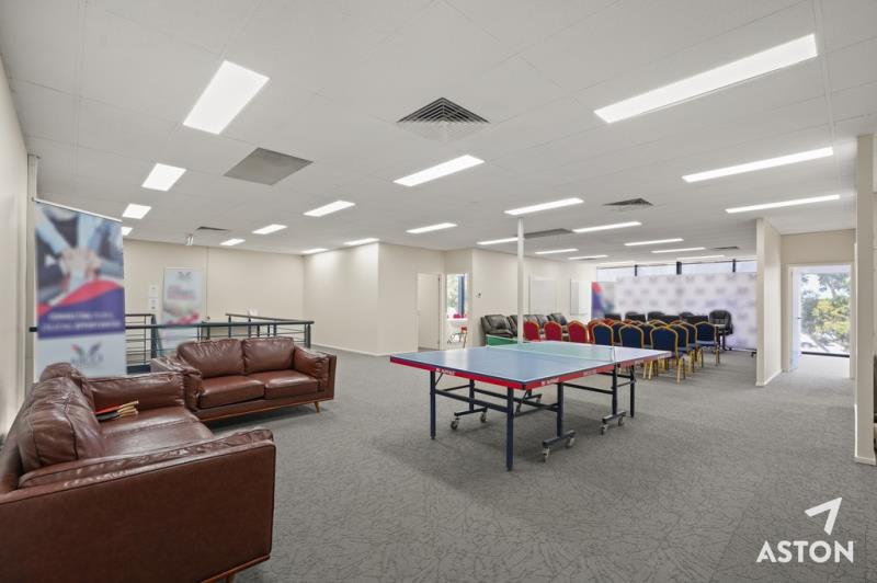 Click to view all images Office 1/2 Garden Road Clayton VIC 3168 - Image 3