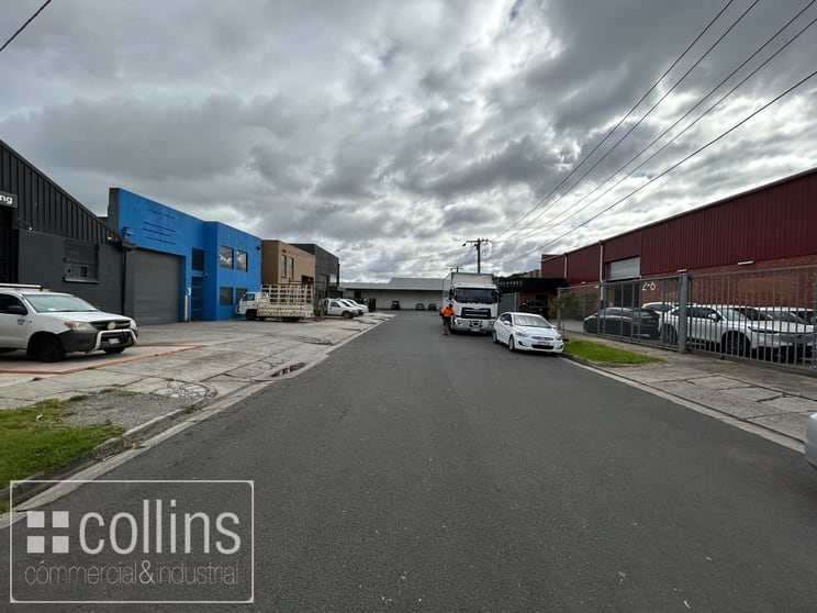 Click to view all images 3 Kerr Street Preston VIC 3072 - Image 3