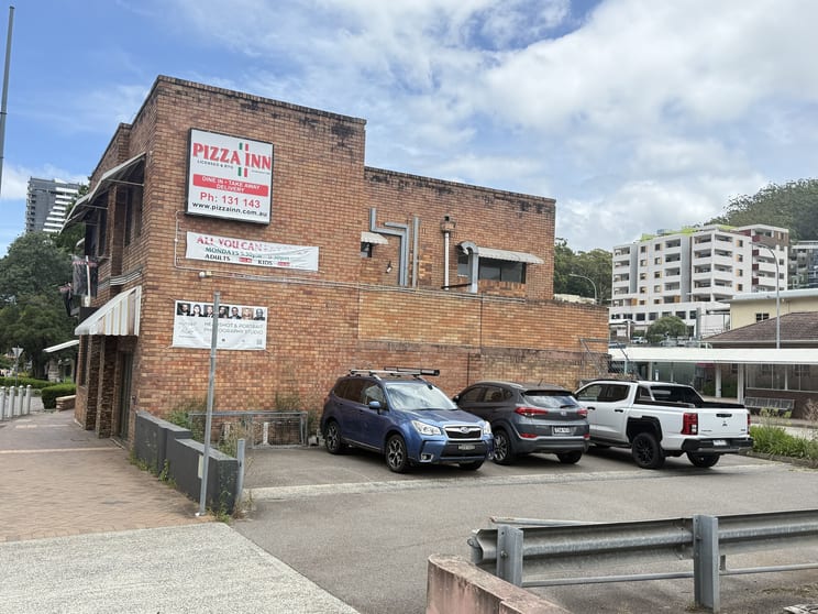 Click to view all images Suite 3/250 Mann Street Gosford NSW 2250 - Image 1