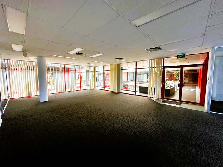 Click to view all images 30/3-9 Terminus Street Castle Hill NSW 2154 - Image 3