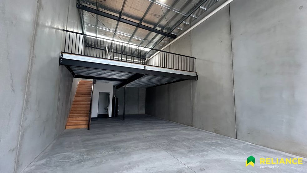Click to view all images 18 Turnbull Way Derrimut VIC 3026 - Image 2