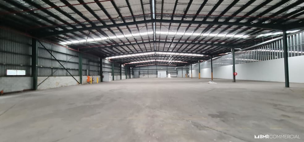 1/74 Mildura street Fyshwick ACT 2609 - Image 1