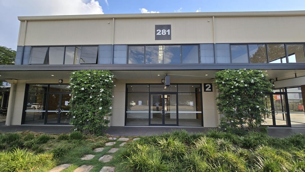 Click to view all images 2/281 Station Road Yeerongpilly QLD 4105 - Image 1
