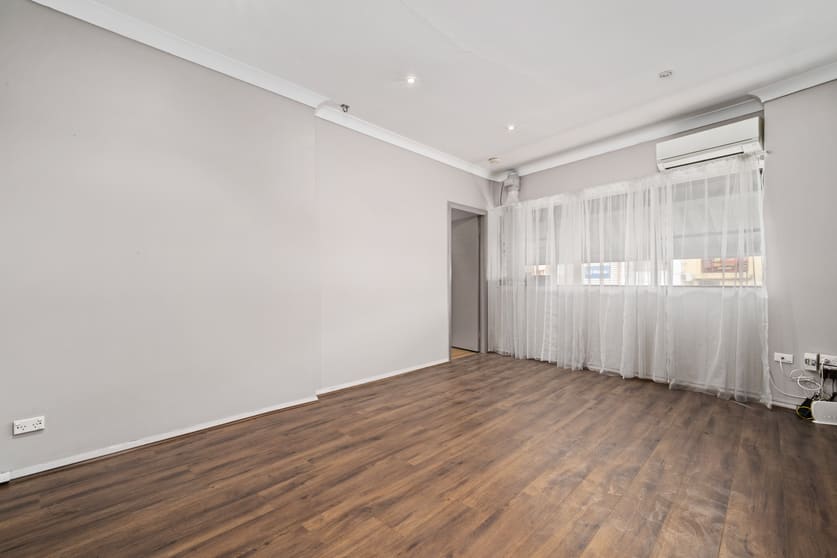 Click to view all images 1E/1 Spit Road Mosman NSW 2088 - Image 2