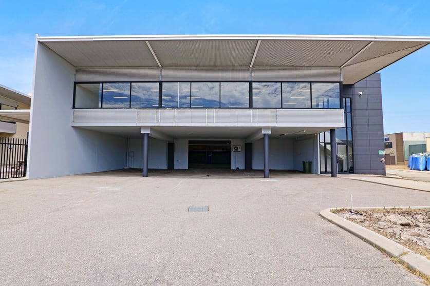Click to view all images 7 Chullora Bend Jandakot WA 6164 - Image 3