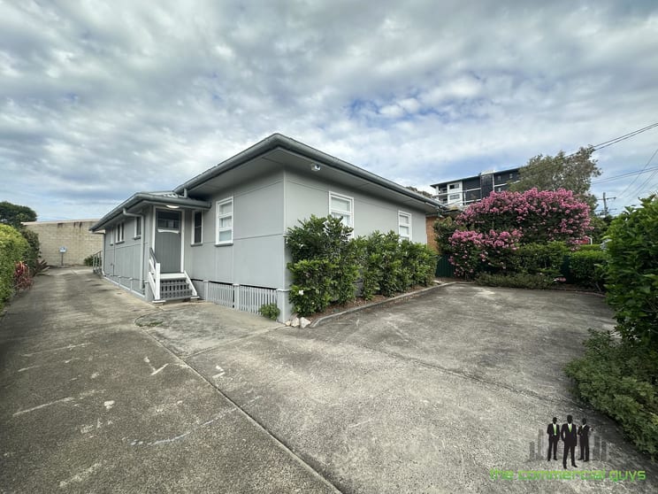 Click to view all images S.2/118 John St Redcliffe QLD 4020 - Image 1