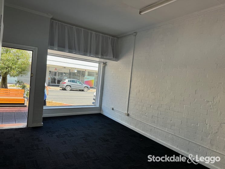 Click to view all images 201 Commercial Road Morwell VIC 3840 - Image 2