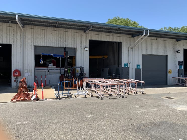 Click to view all images 2/2 King Street Caboolture QLD 4510 - Image 2