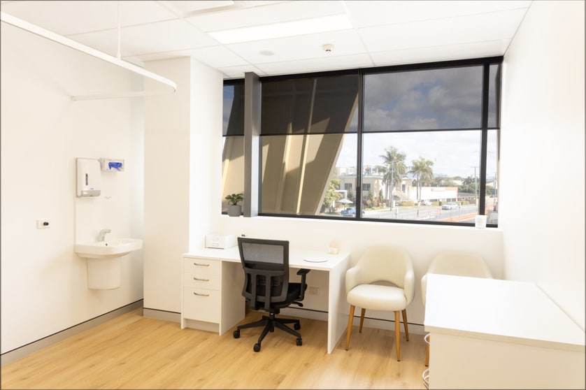 Click to view all images 127 Queen Street Southport QLD 4215 - Image 1