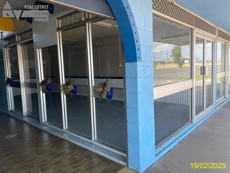 Click to view all images Office 3/34 Railway Blackwater QLD 4717 - Image 3