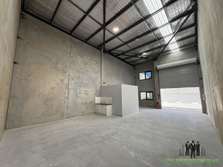 Click to view all images 8/7 Redcliffe Gardens Drive Clontarf QLD 4019 - Image 3