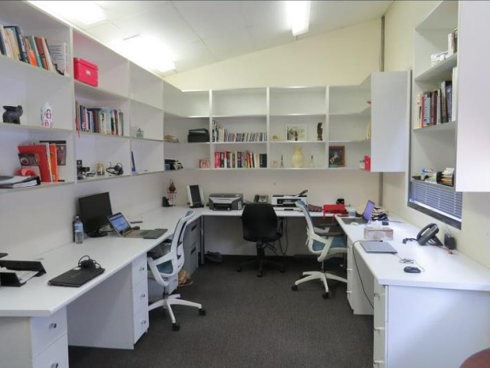 Click to view all images 5/76 Doggett Street Newstead QLD 4006 - Image 3