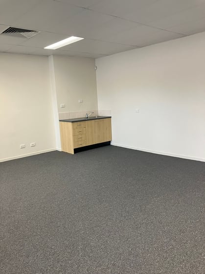 Click to view all images UNIT 4/180 Main Road Speers Point NSW 2284 - Image 2