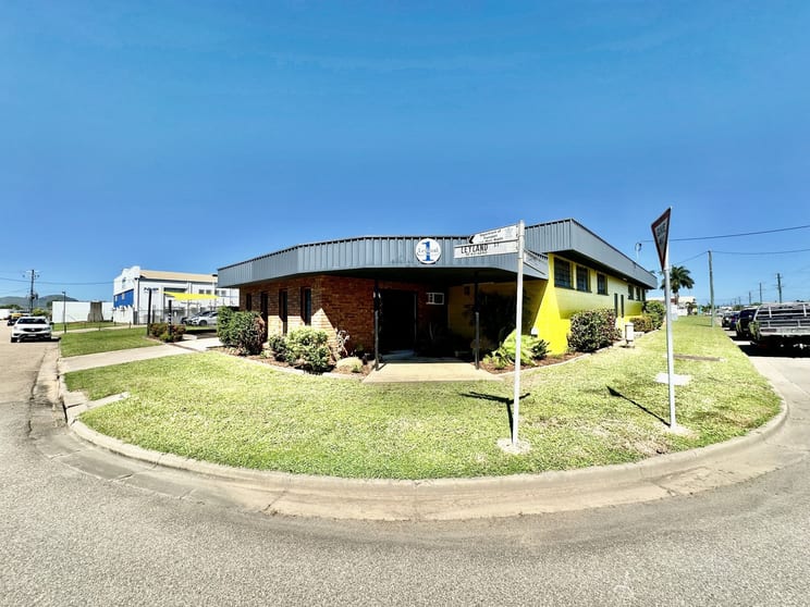 Click to view all images 1 Leyland Street Garbutt QLD 4814 - Image 1