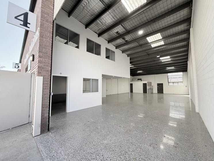 Click to view all images 4/273-275 Wickham Road Moorabbin VIC 3189 - Image 3