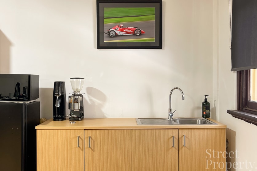 Click to view all images Level 1, 5/275A Hunter Street Newcastle NSW 2300 - Image 3
