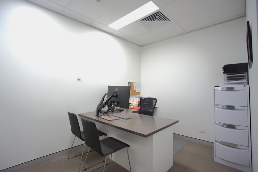 Click to view all images 3.12/10 Century Circuit Norwest NSW 2153 - Image 2