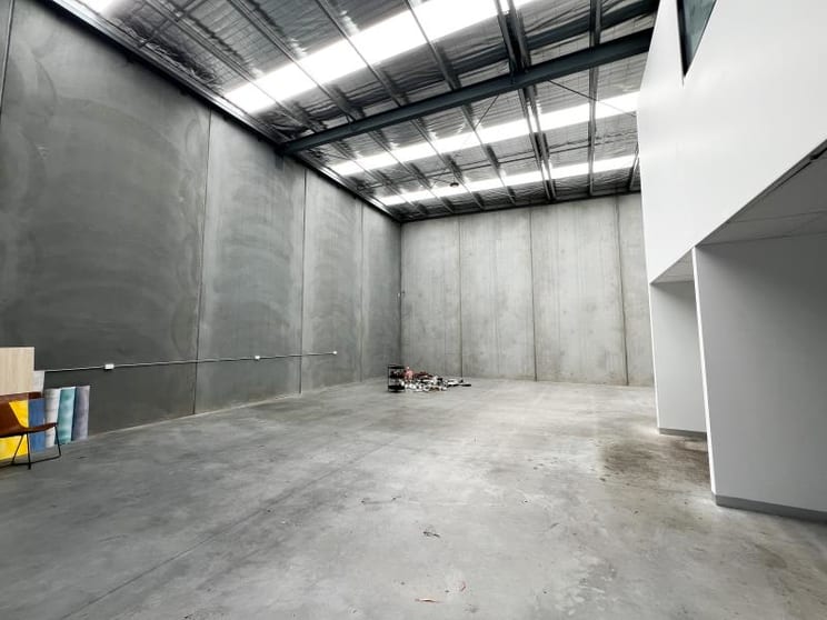 Click to view all images 3/39 Essex Street Pascoe Vale VIC 3044 - Image 3