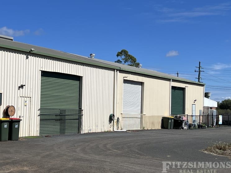 Click to view all images 13 Winton Street West Dalby QLD 4405 - Image 2