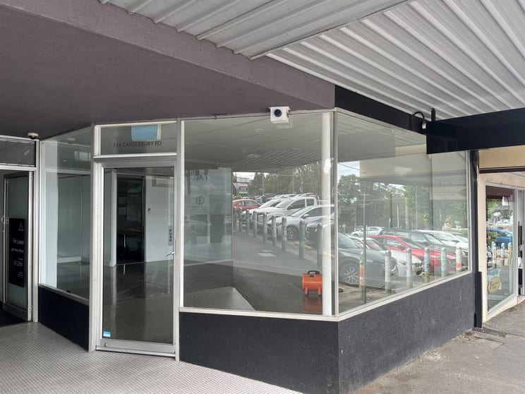 Click to view all images 2/136-138 Canterbury Road Heathmont VIC 3135 - Image 2
