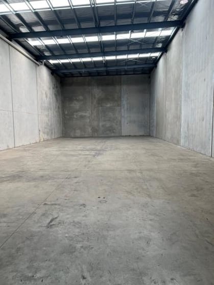 Click to view all images Unit 2/37 Ravenhall Way Ravenhall VIC 3023 - Image 3