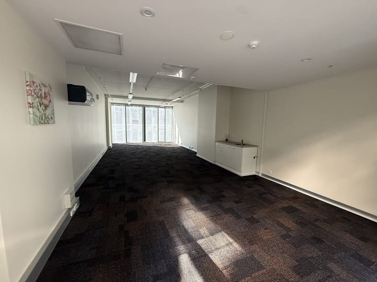 Click to view all images 306/838 Collins Street Docklands VIC 3008 - Image 3