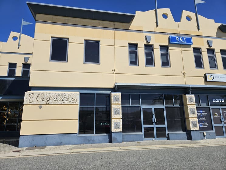 Click to view all images 68-70 Malaga Drive Malaga WA 6090 - Image 2