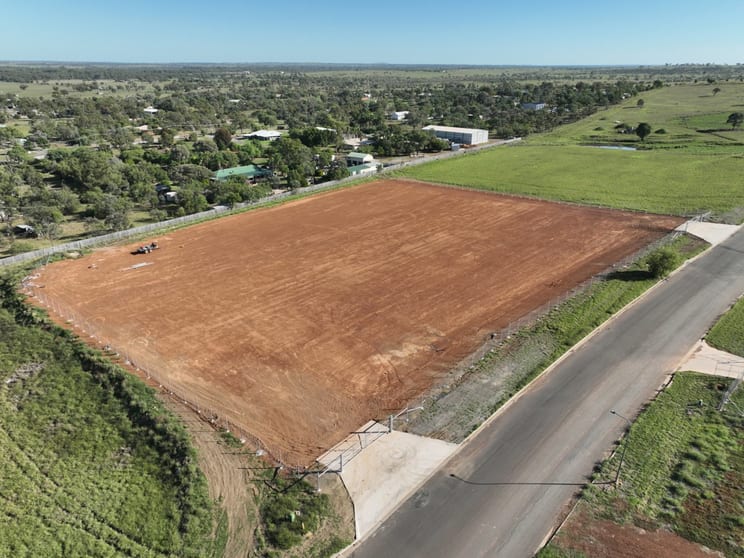 Click to view all images 21-31 Wormwell Drive Roma QLD 4455 - Image 2