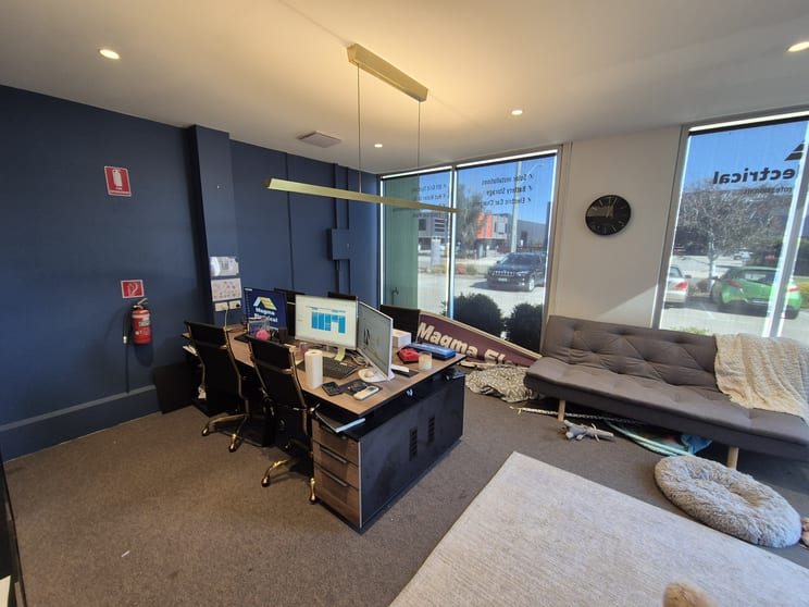 Click to view all images 4/70 Colemans Road Carrum Downs VIC 3201 - Image 2