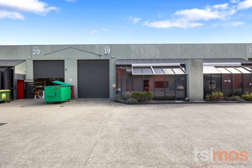 19/260 Wickham Road Moorabbin VIC 3189 - Image 2