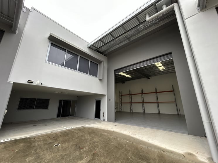 Click to view all images 10/7 Enterprise Street Molendinar QLD 4214 - Image 1