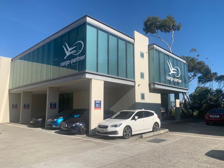 Click to view all images 5/99 - 101 Western Avenue Tullamarine VIC 3043 - Image 1