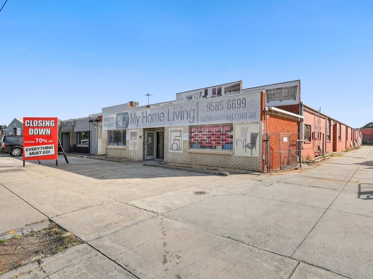 Click to view all images 57 Grange Rd Cheltenham VIC 3192 - Image 1