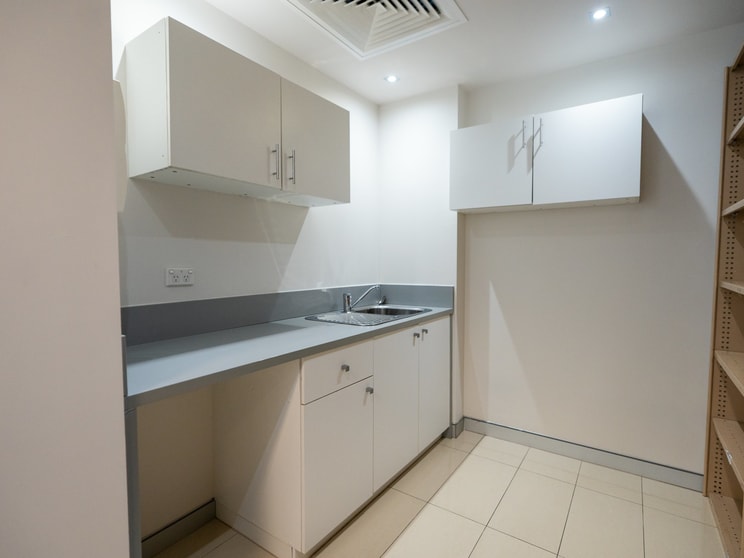 2.20/4 Hyde Parade Campbelltown NSW 2560 - Image 2