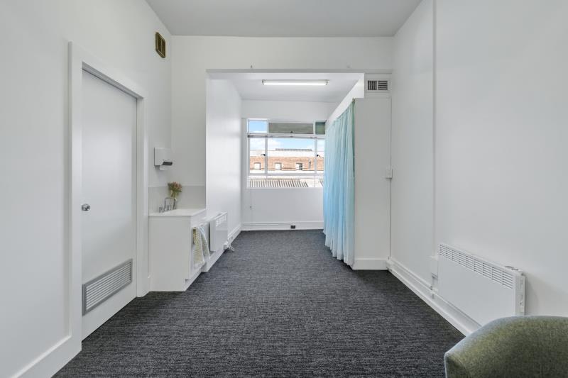 Click to view all images Suite 1, Level 2/68-72 St John Street Launceston TAS 7250 - Image 1
