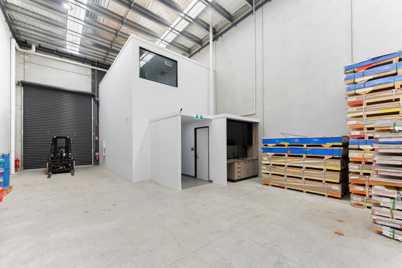 Click to view all images Unit 46/74-86 Indian Drive Keysborough VIC 3173 - Image 2