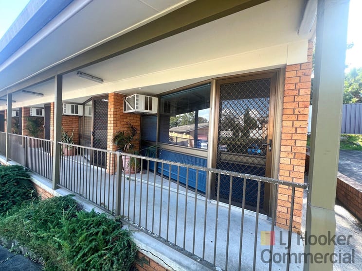 Click to view all images 8/69 Webb Street East Gosford NSW 2250 - Image 3
