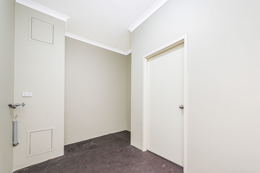 Click to view all images 7/13 Blackburn Street Maddington WA 6109 - Image 3