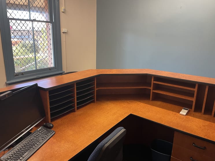 Click to view all images 27 Egerton Street Narrogin WA 6312 - Image 3