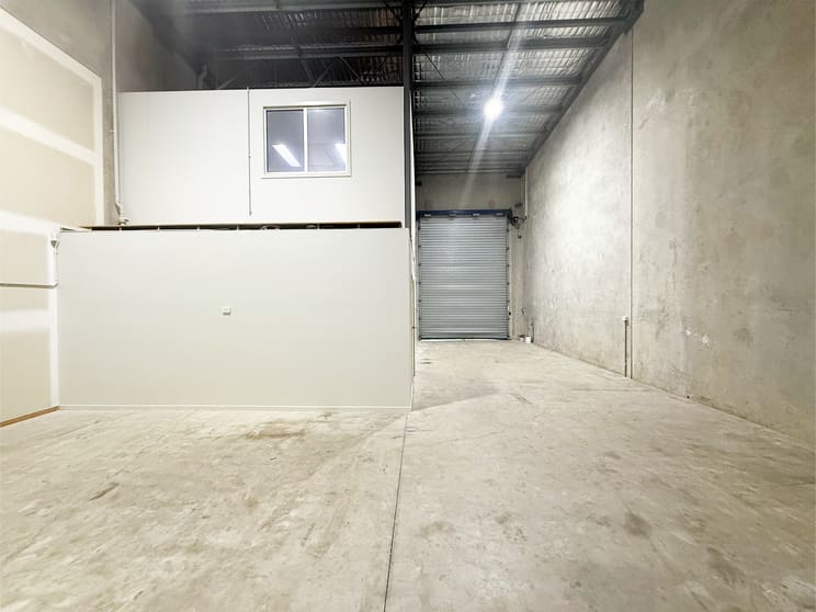 Click to view all images 18/8 Riverland Drive Loganholme QLD 4129 - Image 2