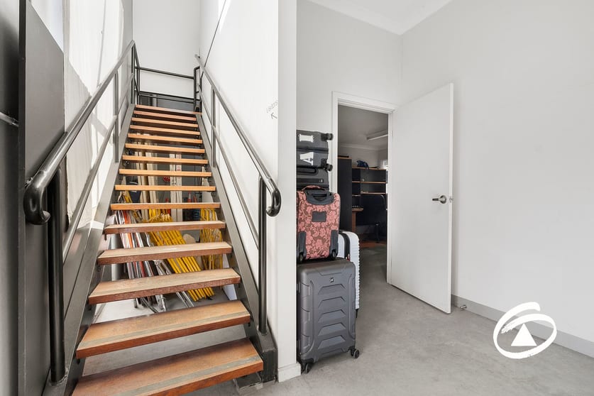 Click to view all images 4/7-8 Len Thomas Place Narre Warren VIC 3805 - Image 2